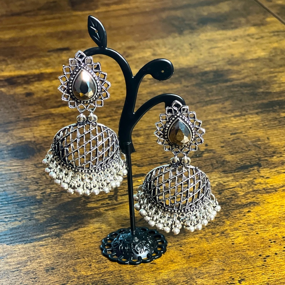 Oxidized Silver Plated Jhumka Earring With Black Rhinestone + Adjustable Ring